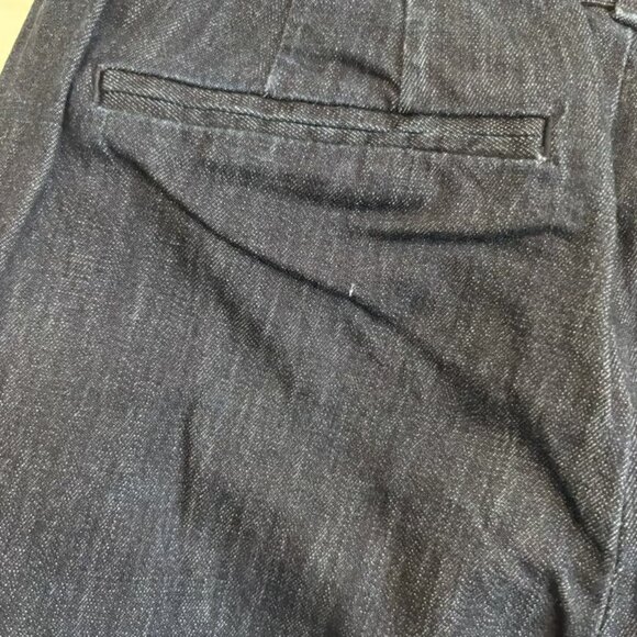 Old Navy Darkwash Crops Size 8 - Picture 5 of 7